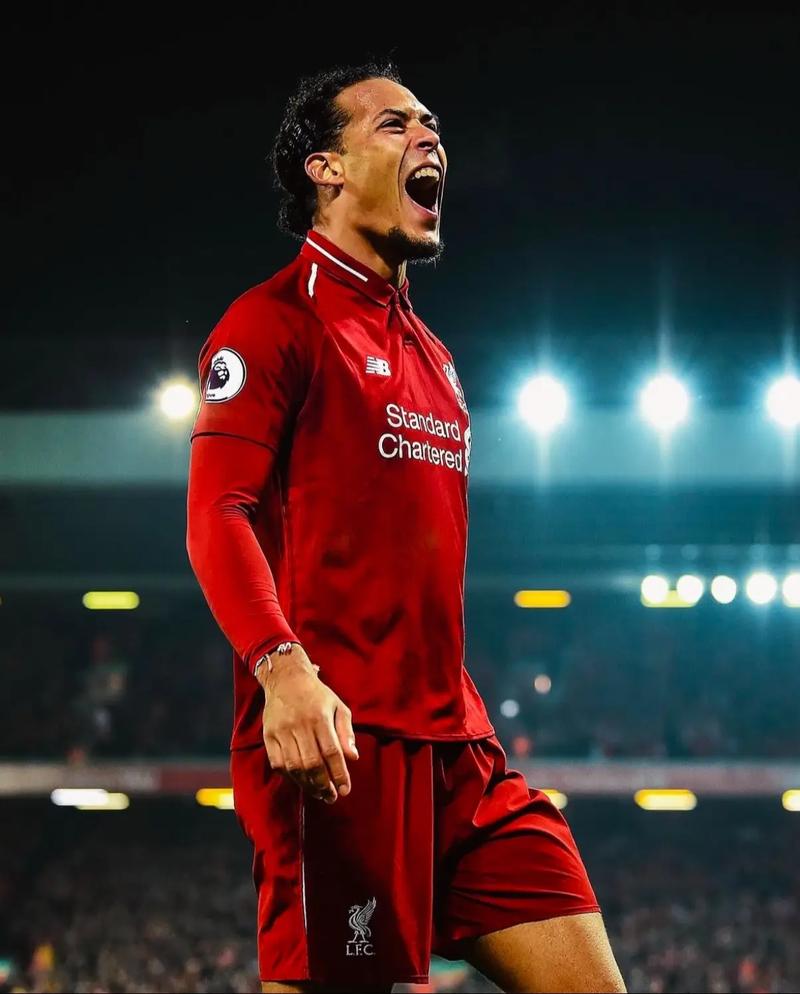 公测前1天，《鸣潮》全球多地登顶