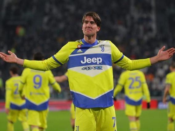 CBA外援表现引发关注